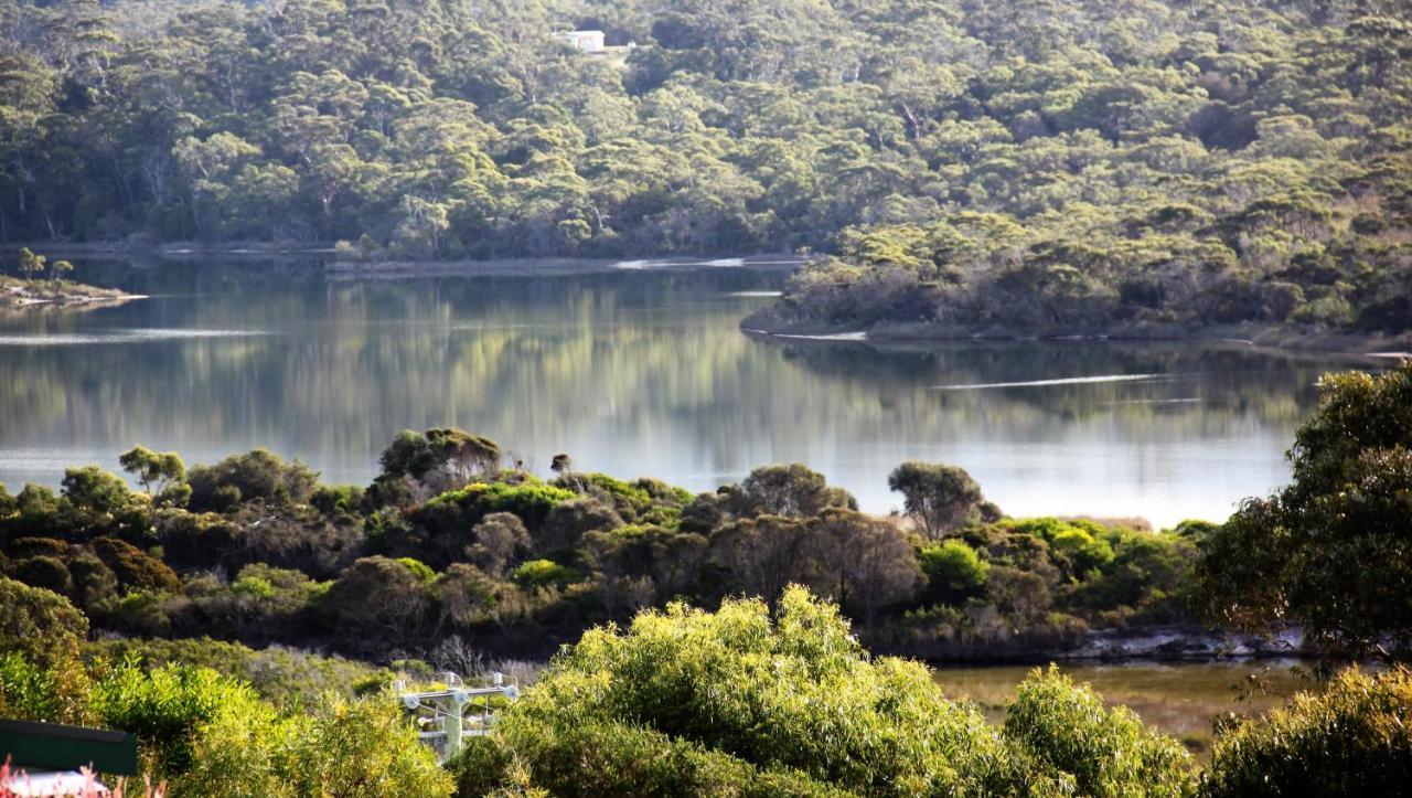 Sea Eagle Cottage Amazing Views Of Bay Of Fires Binalong Bay Exterior foto