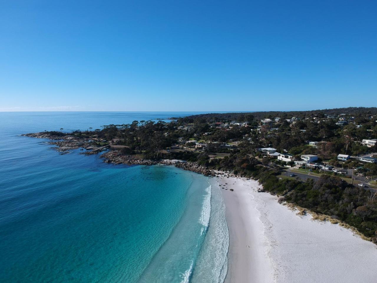Sea Eagle Cottage Amazing Views Of Bay Of Fires Binalong Bay Exterior foto